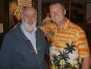 Bill Carne and Wayne Mardle - me as scruffy as ever and Wayne in his trademark 501 shirt Bill Carne and Wayne Mardle - me as scruffy as ever and Wayne in his trademark 501 shirt
